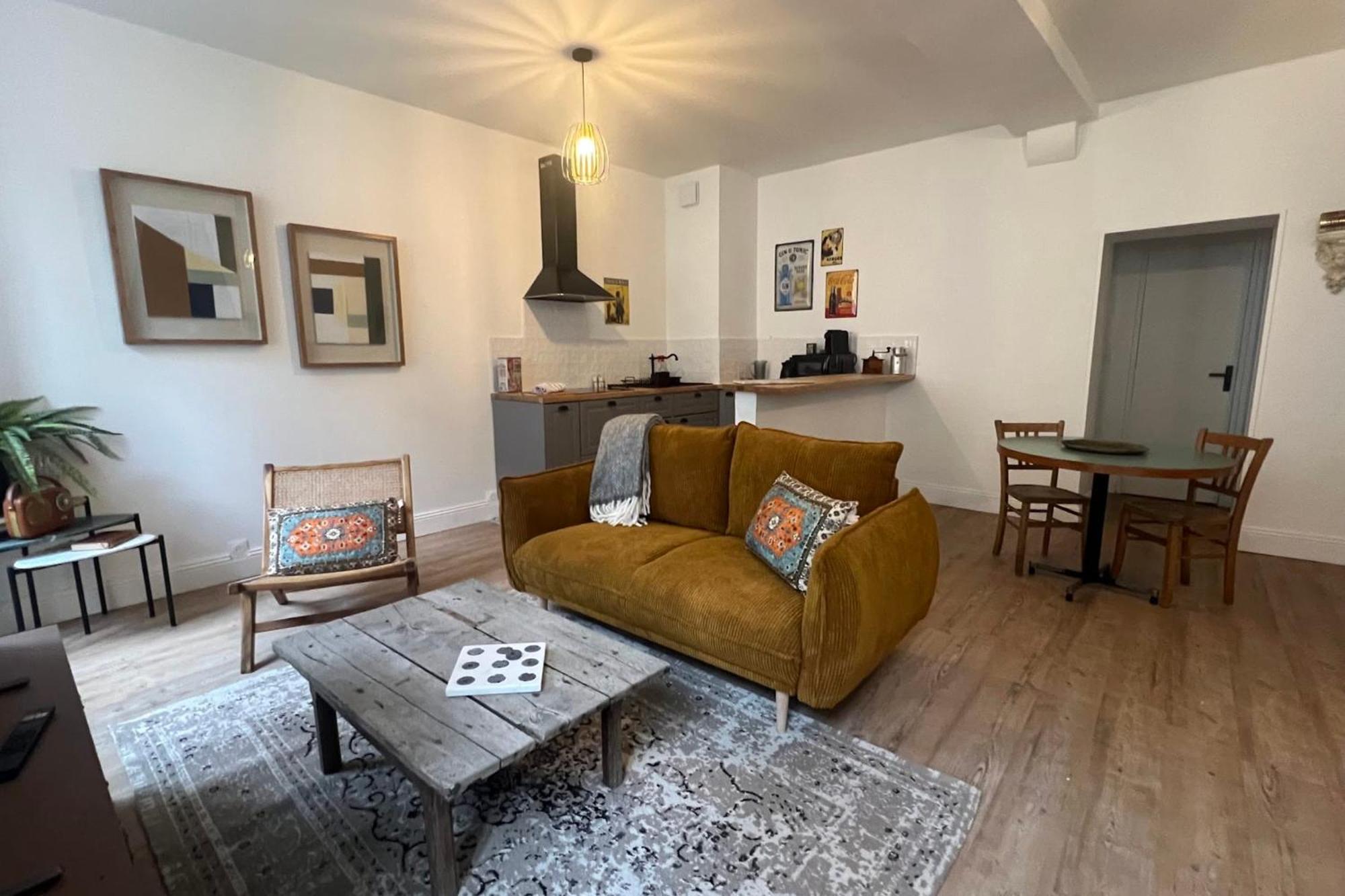 Appartement La Caresse De L'Amarante 모르타뉴-오-페르슈 외부 사진